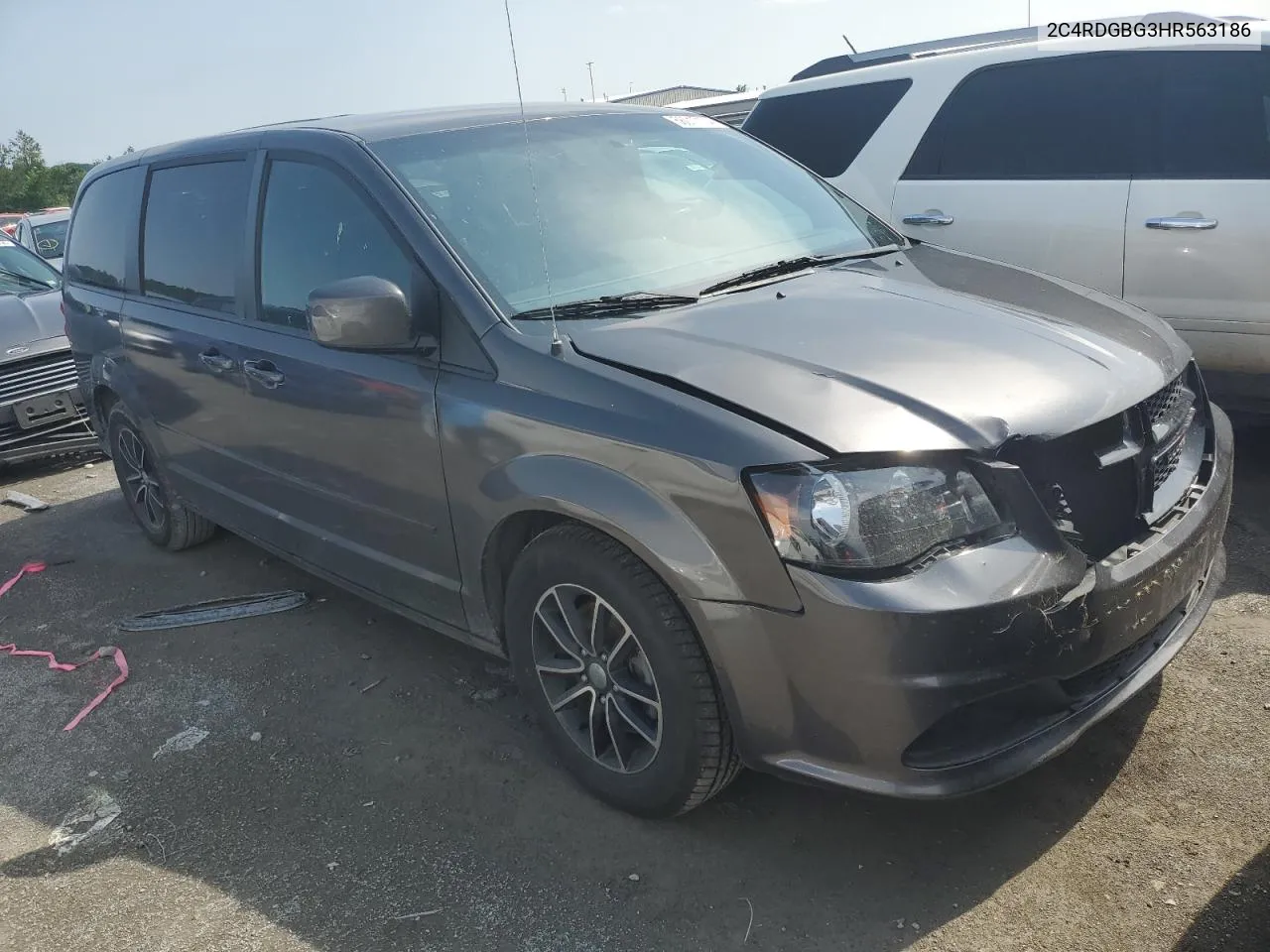 2C4RDGBG3HR563186 2017 Dodge Grand Caravan Se