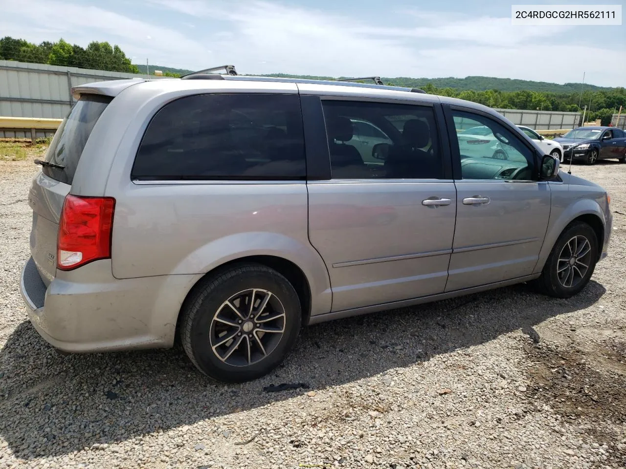 2017 Dodge Grand Caravan Sxt VIN: 2C4RDGCG2HR562111 Lot: 56192664