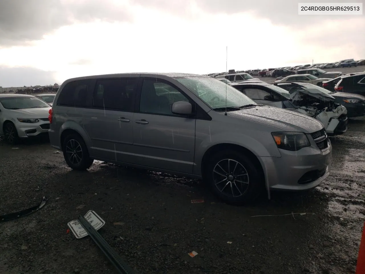 2C4RDGBG5HR629513 2017 Dodge Grand Caravan Se