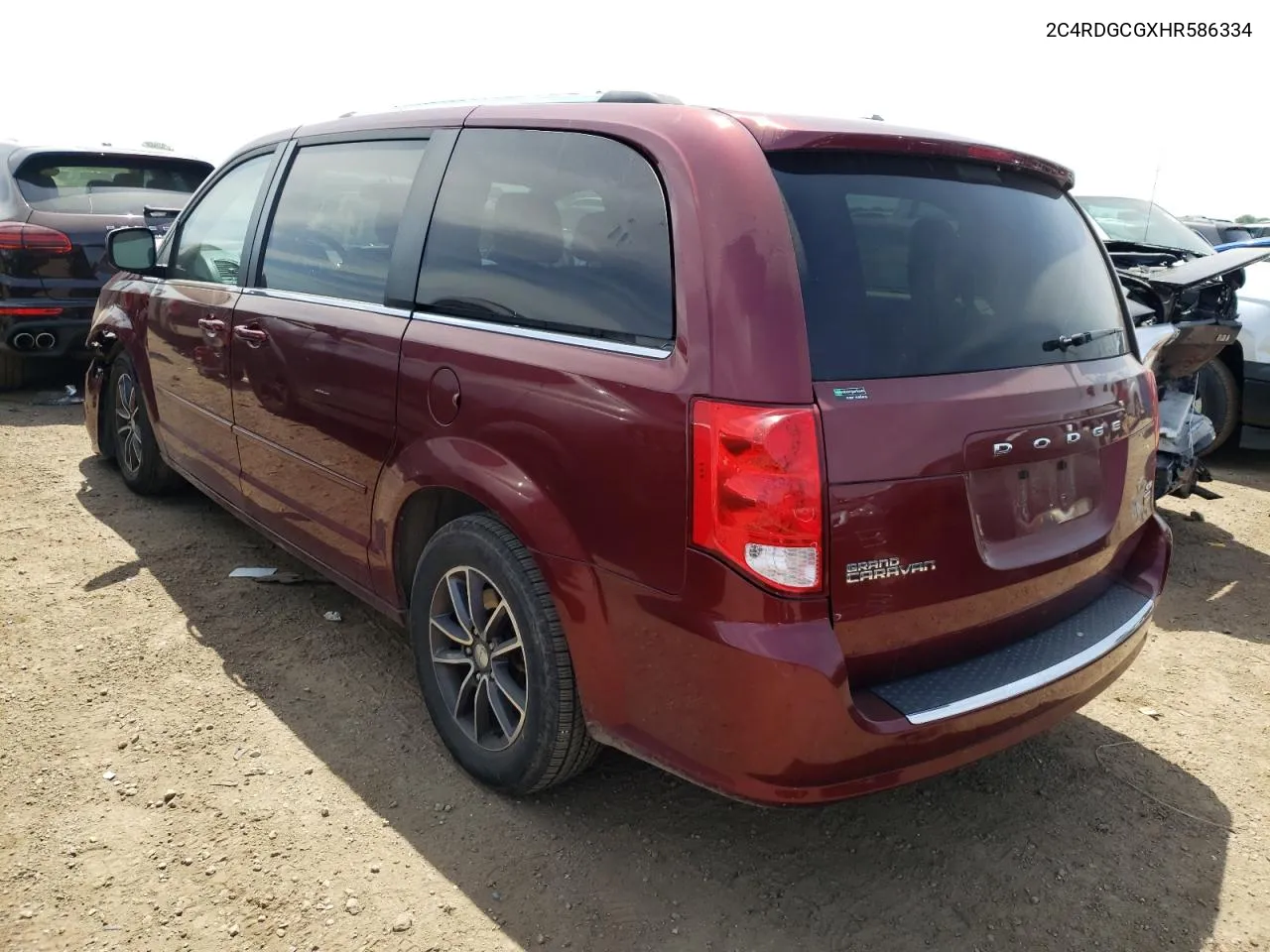 2C4RDGCGXHR586334 2017 Dodge Grand Caravan Sxt