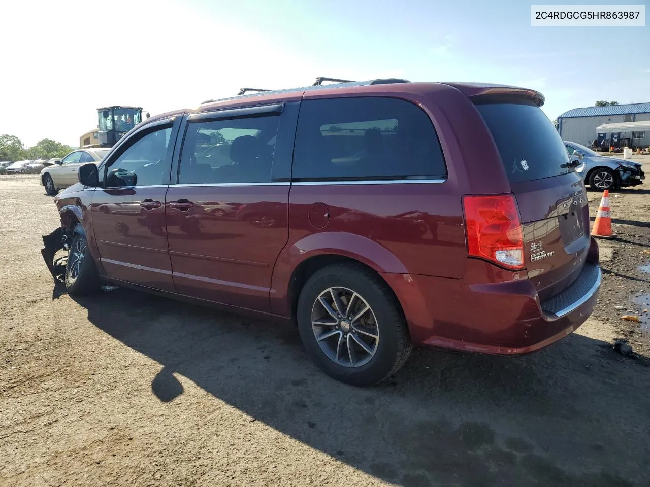 2C4RDGCG5HR863987 2017 Dodge Grand Caravan Sxt