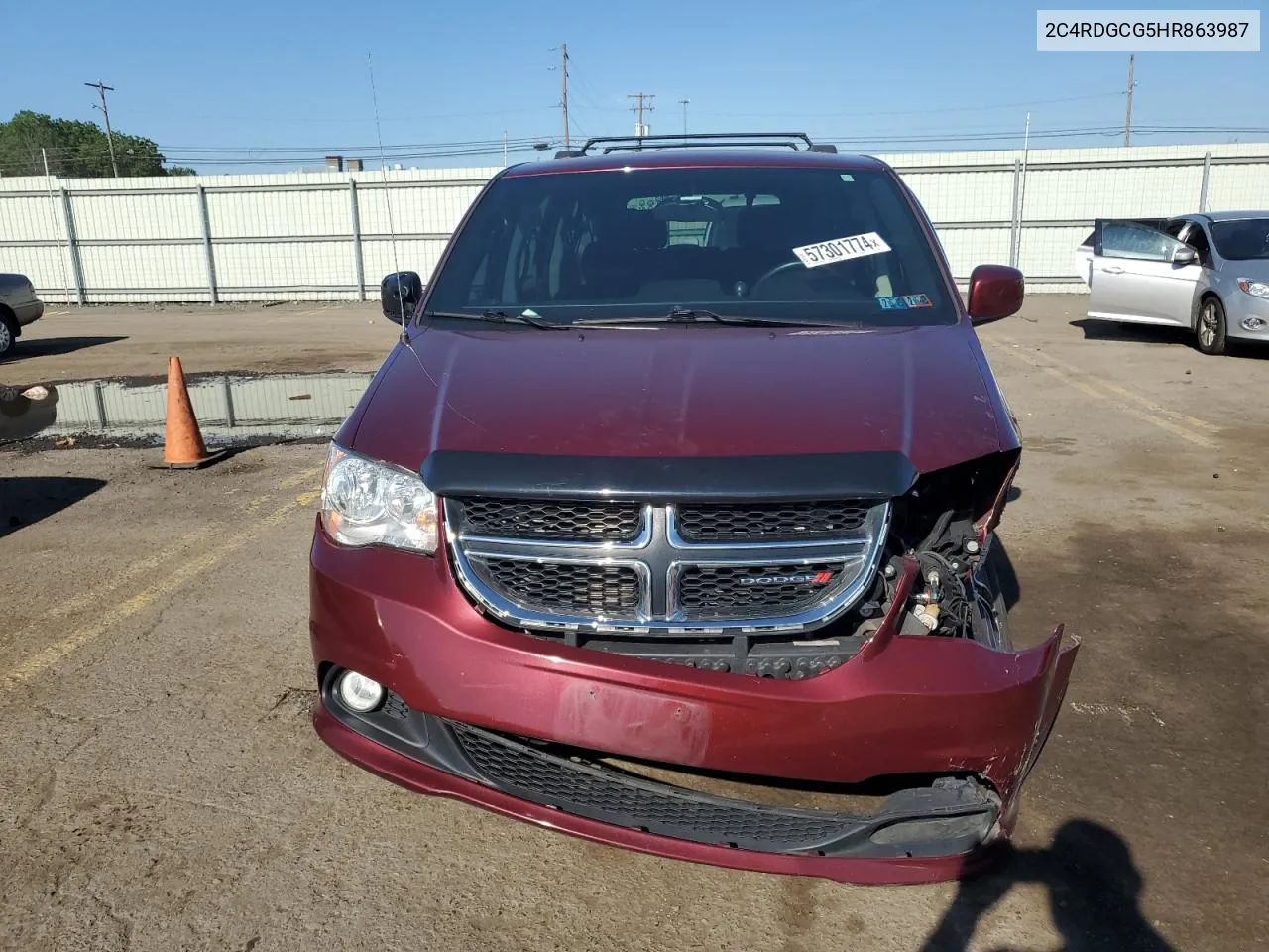 2017 Dodge Grand Caravan Sxt VIN: 2C4RDGCG5HR863987 Lot: 57301774