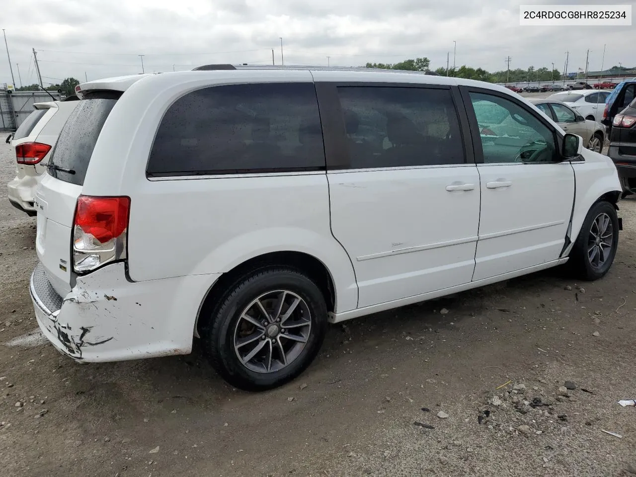 2C4RDGCG8HR825234 2017 Dodge Grand Caravan Sxt