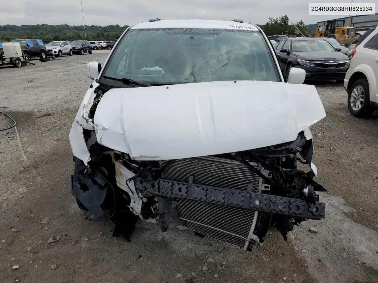 2C4RDGCG8HR825234 2017 Dodge Grand Caravan Sxt