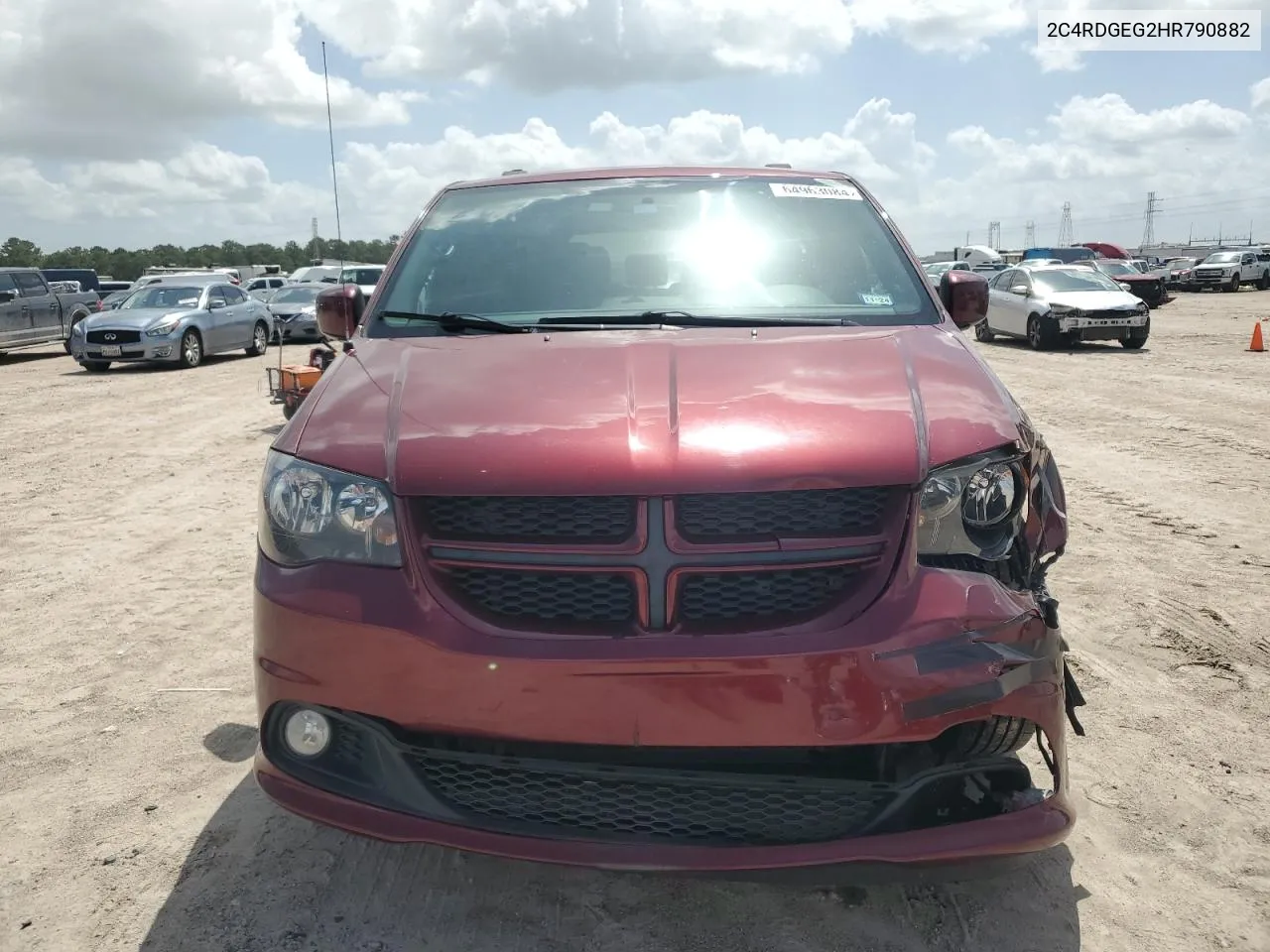 2C4RDGEG2HR790882 2017 Dodge Grand Caravan Gt