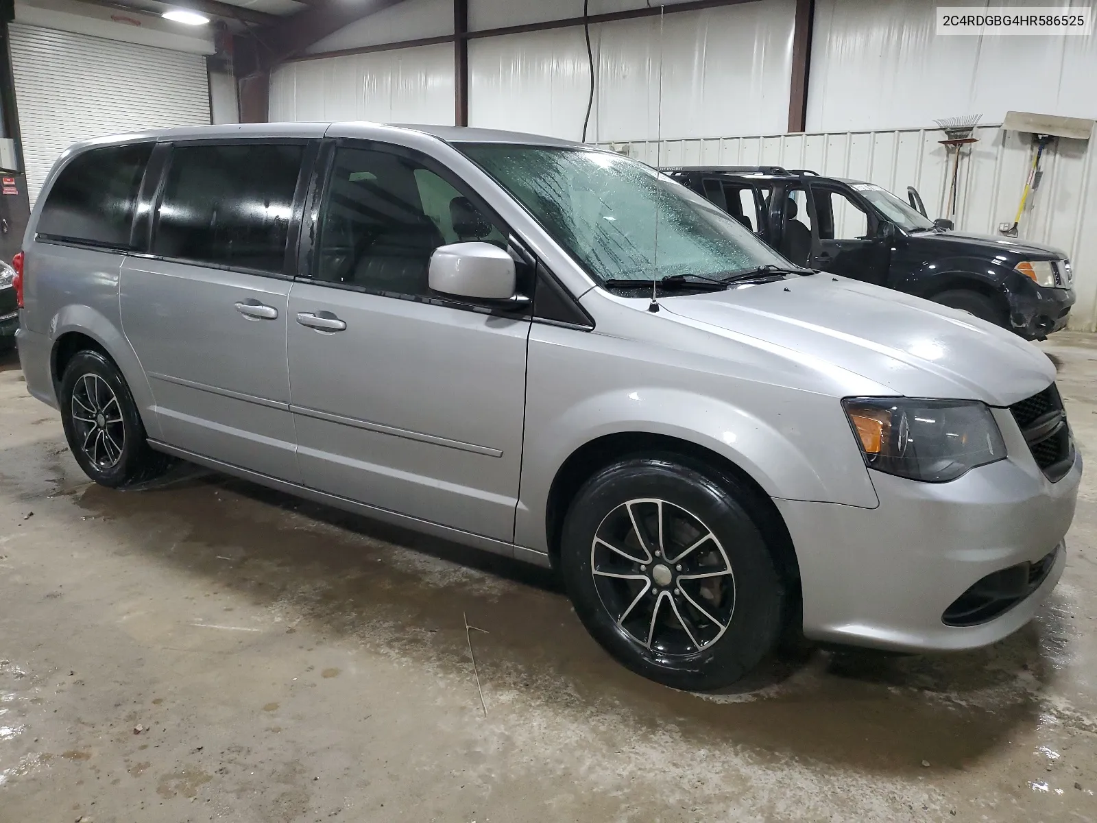 2C4RDGBG4HR586525 2017 Dodge Grand Caravan Se