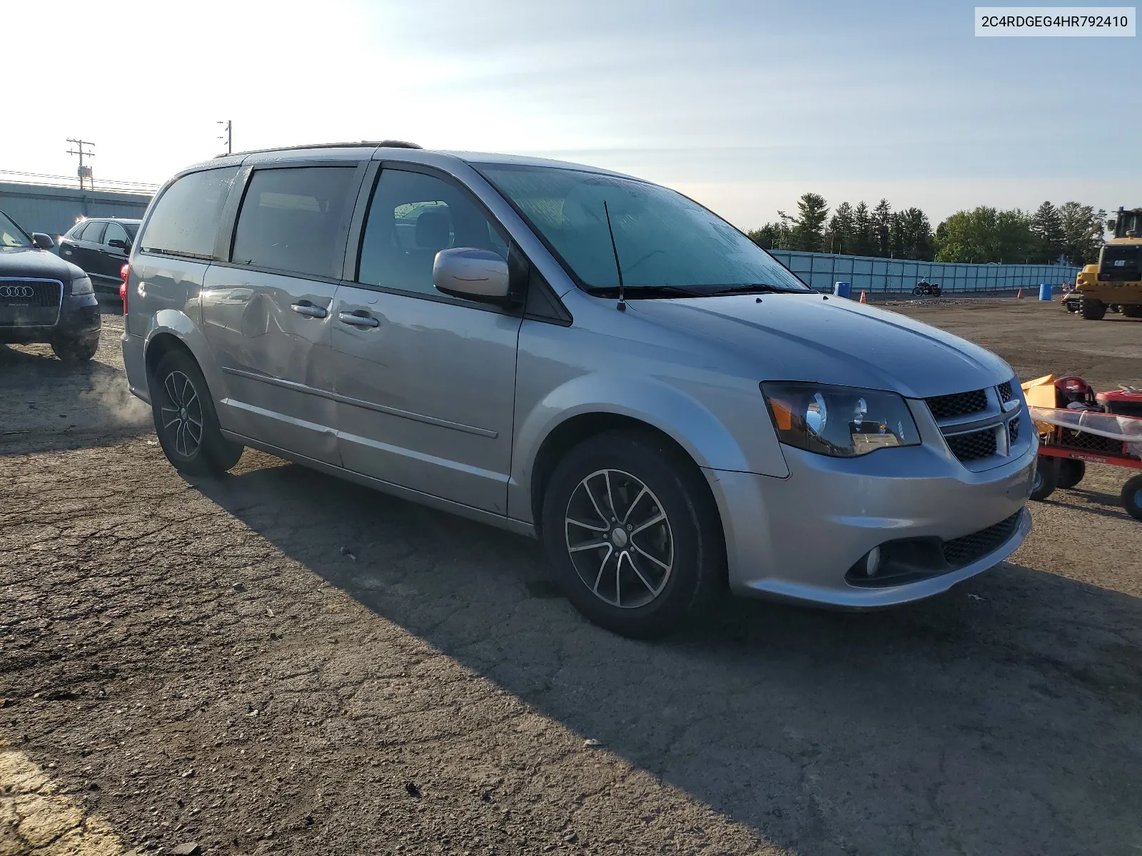 2017 Dodge Grand Caravan Gt VIN: 2C4RDGEG4HR792410 Lot: 67688334