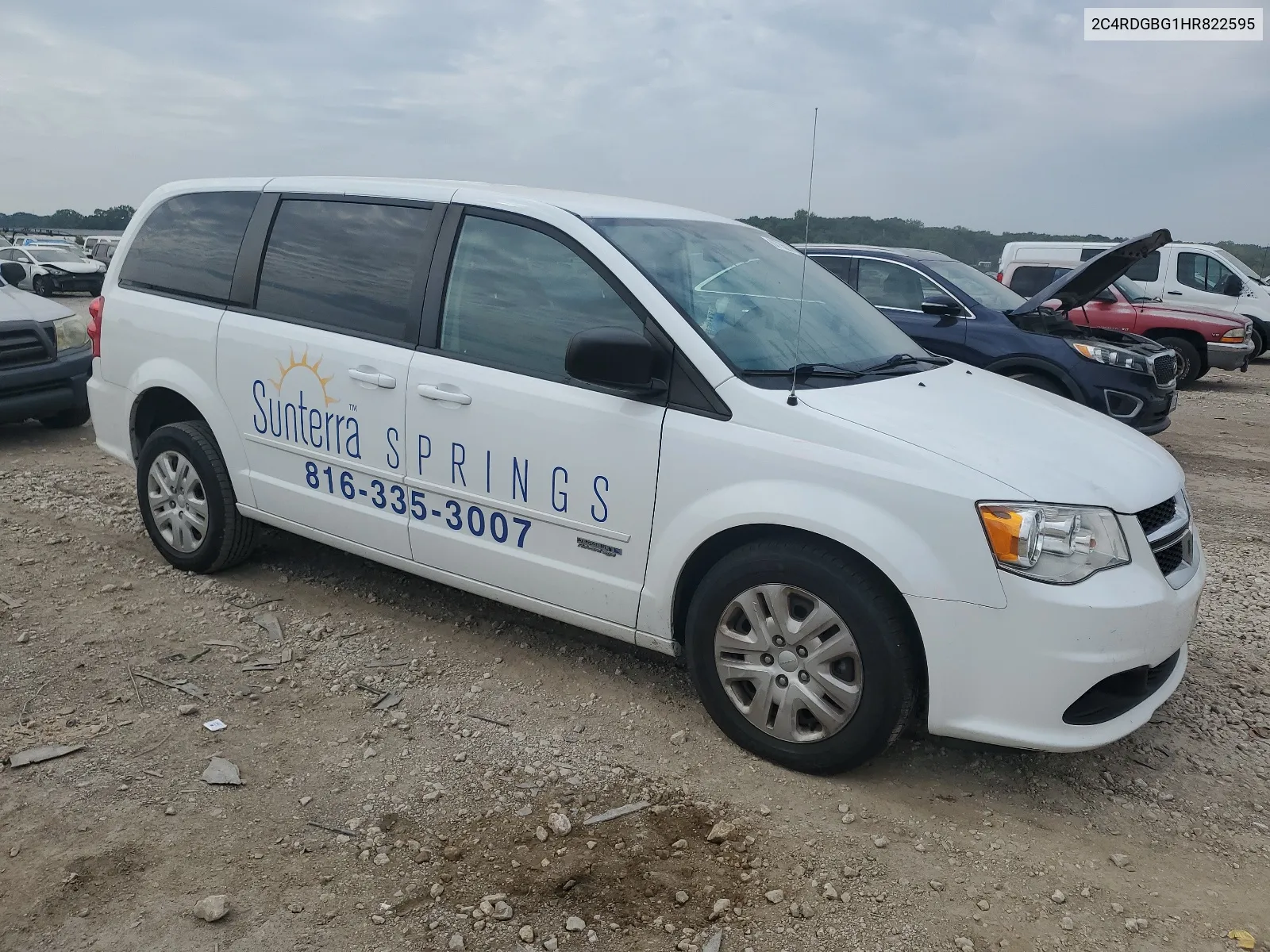 2C4RDGBG1HR822595 2017 Dodge Grand Caravan Se