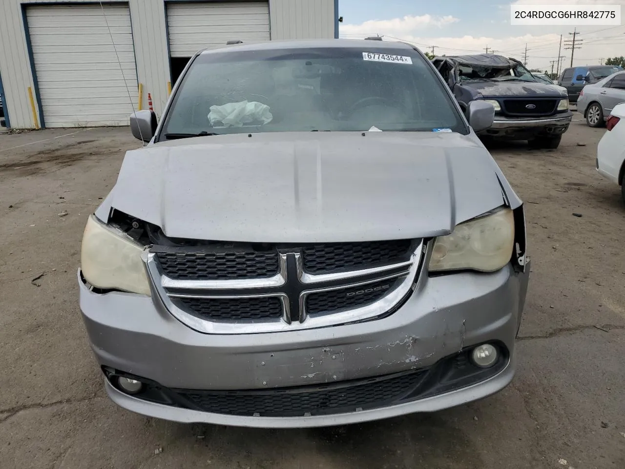 2C4RDGCG6HR842775 2017 Dodge Grand Caravan Sxt