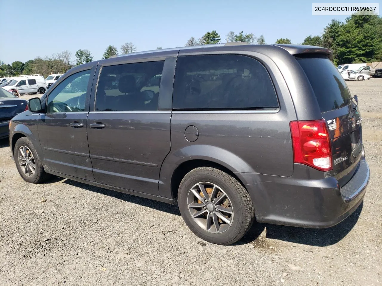 2C4RDGCG1HR699637 2017 Dodge Grand Caravan Sxt