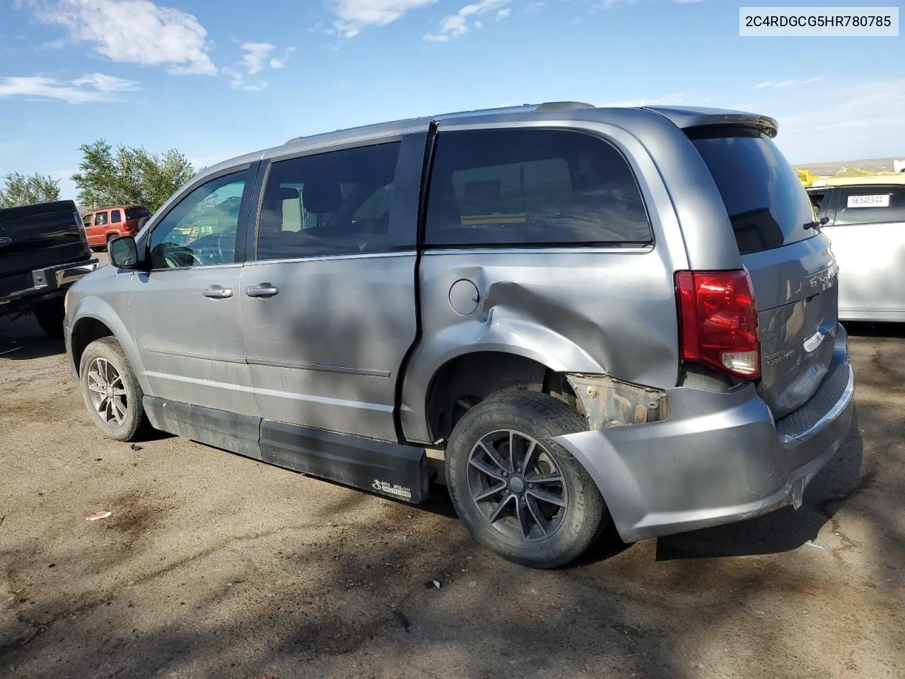 2017 Dodge Grand Caravan Sxt VIN: 2C4RDGCG5HR780785 Lot: 68360324