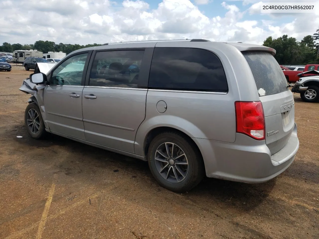 2C4RDGCG7HR562007 2017 Dodge Grand Caravan Sxt