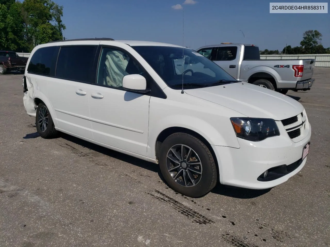 2C4RDGEG4HR858311 2017 Dodge Grand Caravan Gt