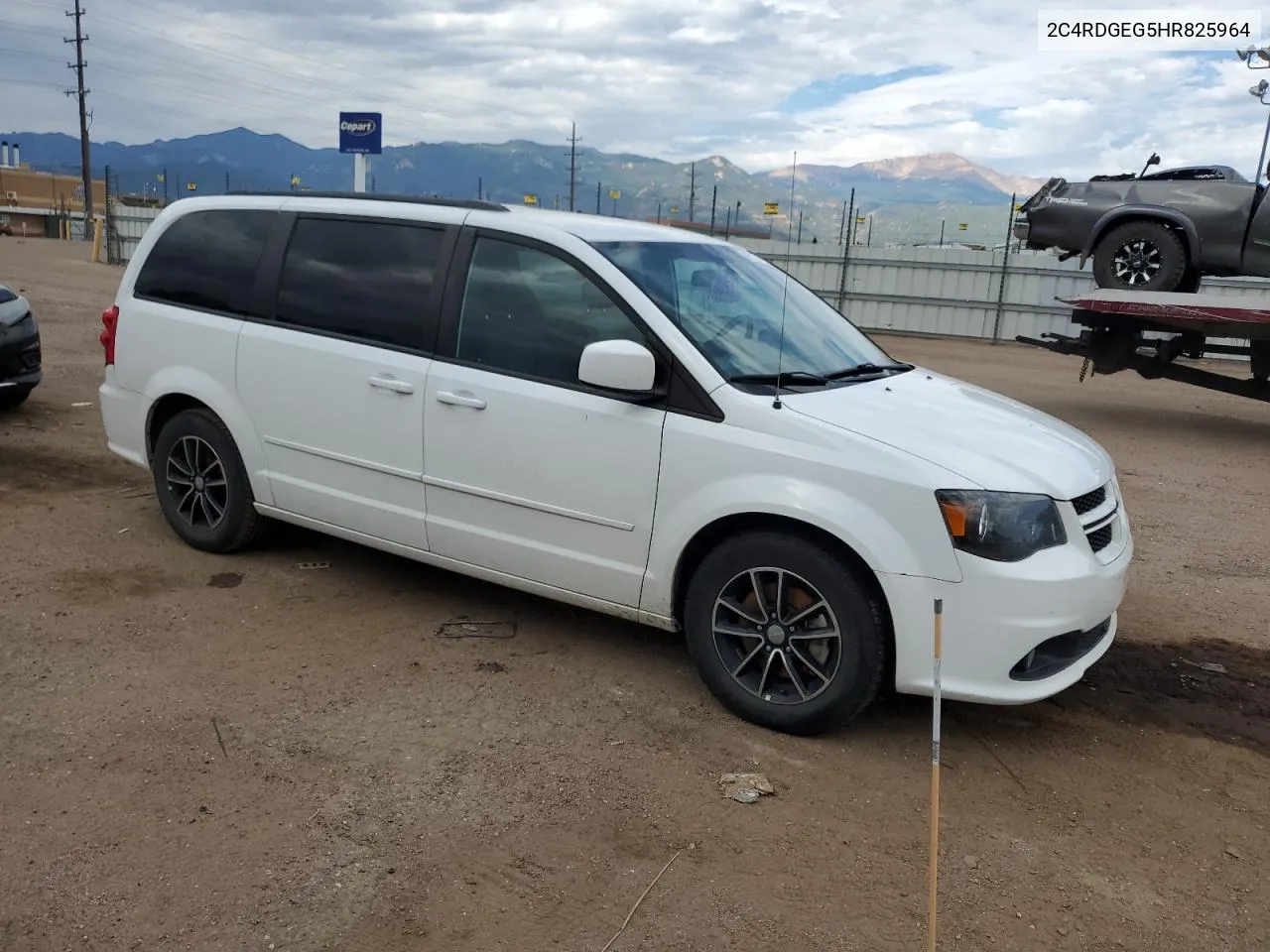 2017 Dodge Grand Caravan Gt VIN: 2C4RDGEG5HR825964 Lot: 69121504