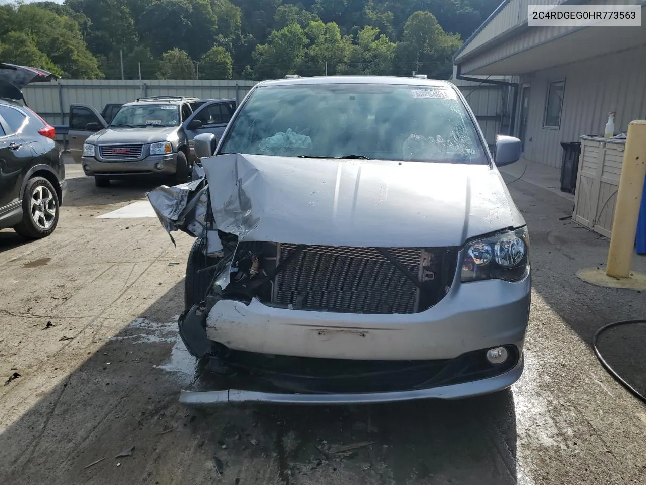 2C4RDGEG0HR773563 2017 Dodge Grand Caravan Gt