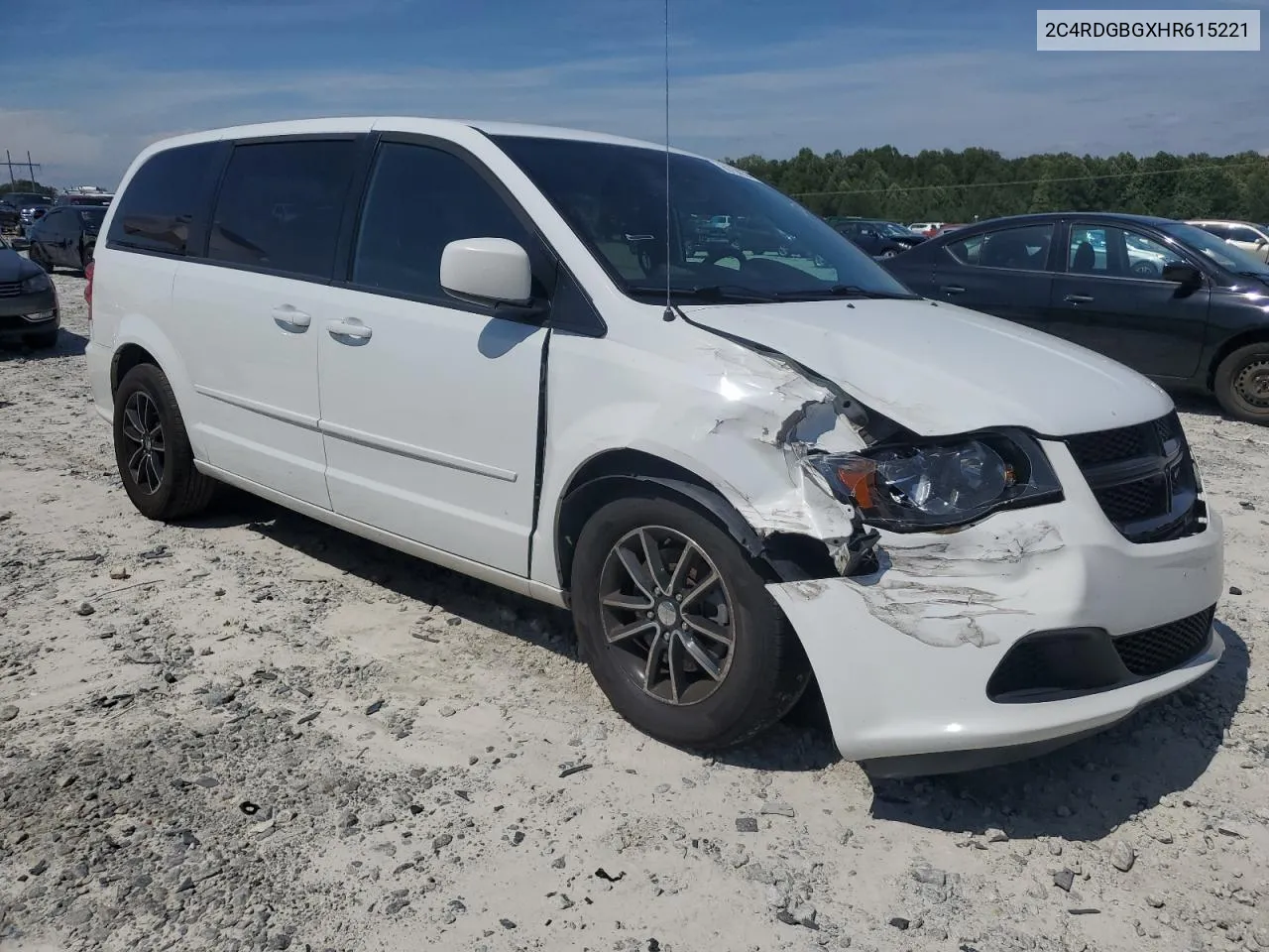 2C4RDGBGXHR615221 2017 Dodge Grand Caravan Se