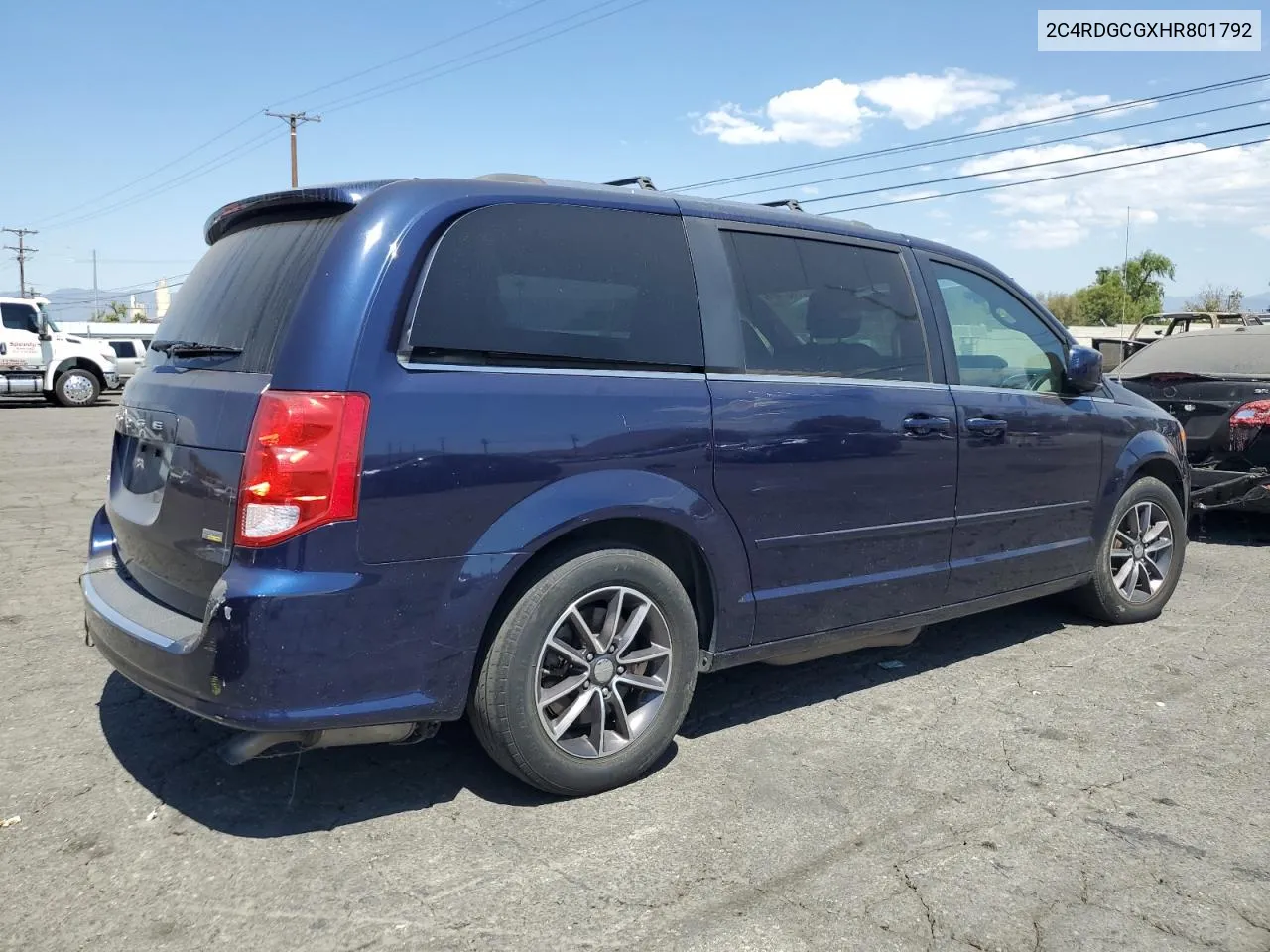 2C4RDGCGXHR801792 2017 Dodge Grand Caravan Sxt