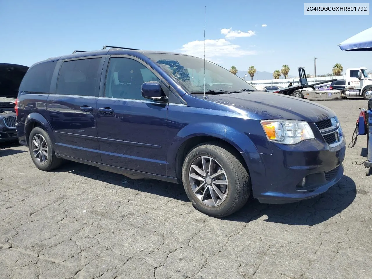 2017 Dodge Grand Caravan Sxt VIN: 2C4RDGCGXHR801792 Lot: 70337424