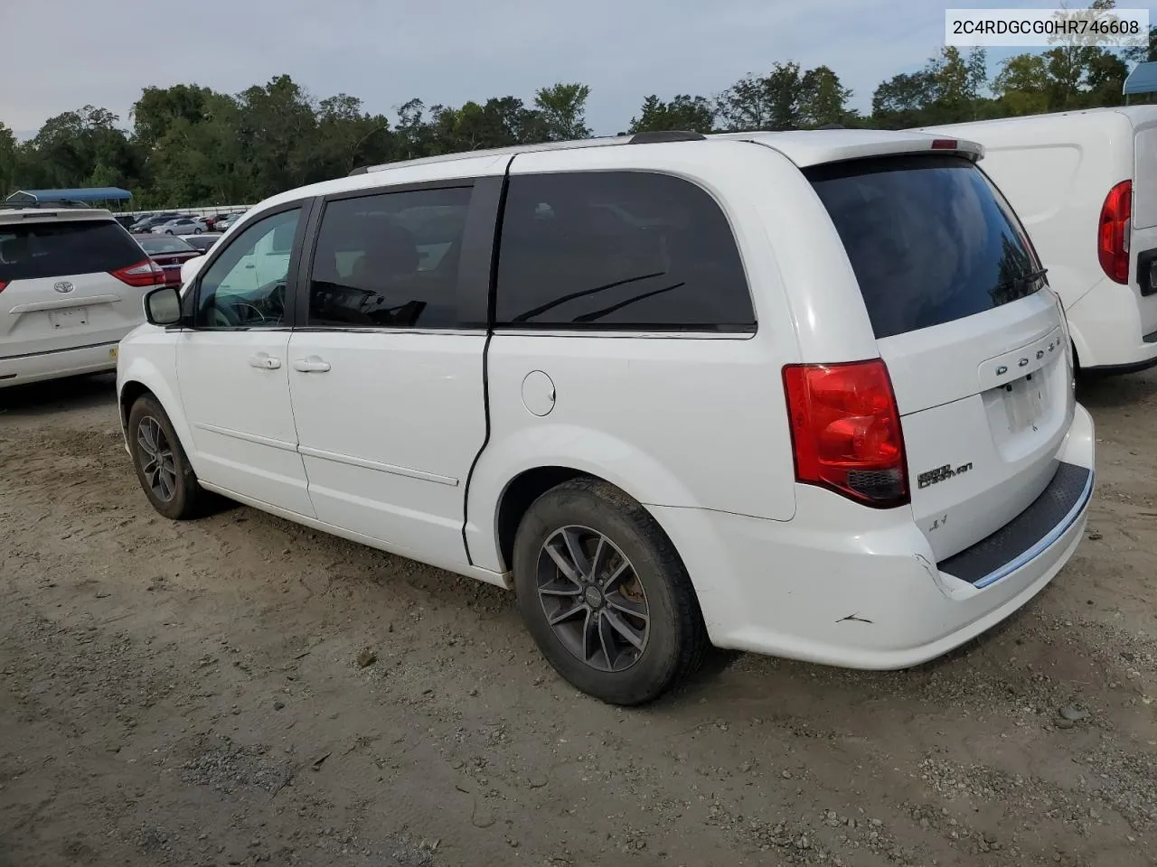 2C4RDGCG0HR746608 2017 Dodge Grand Caravan Sxt