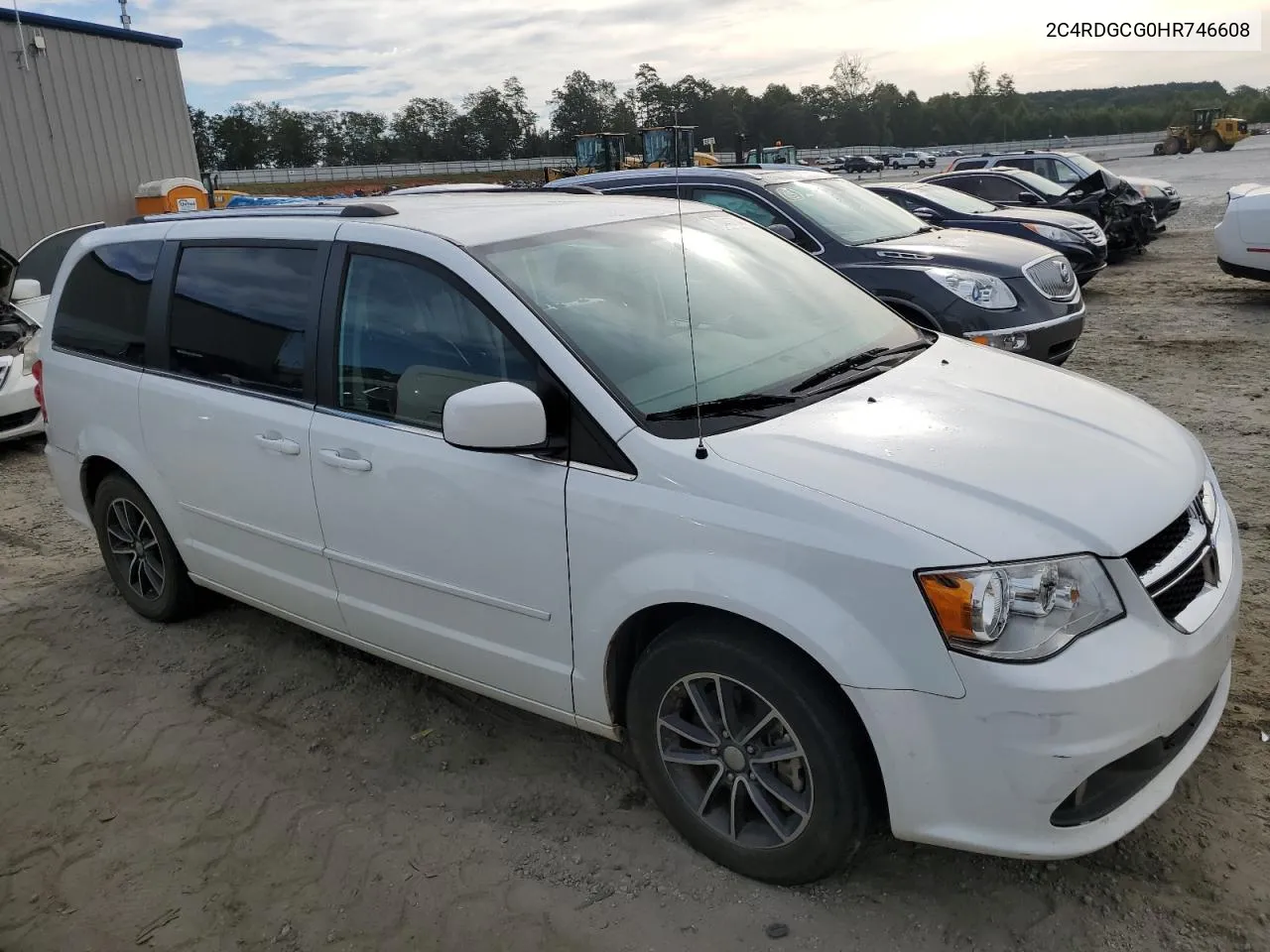 2C4RDGCG0HR746608 2017 Dodge Grand Caravan Sxt