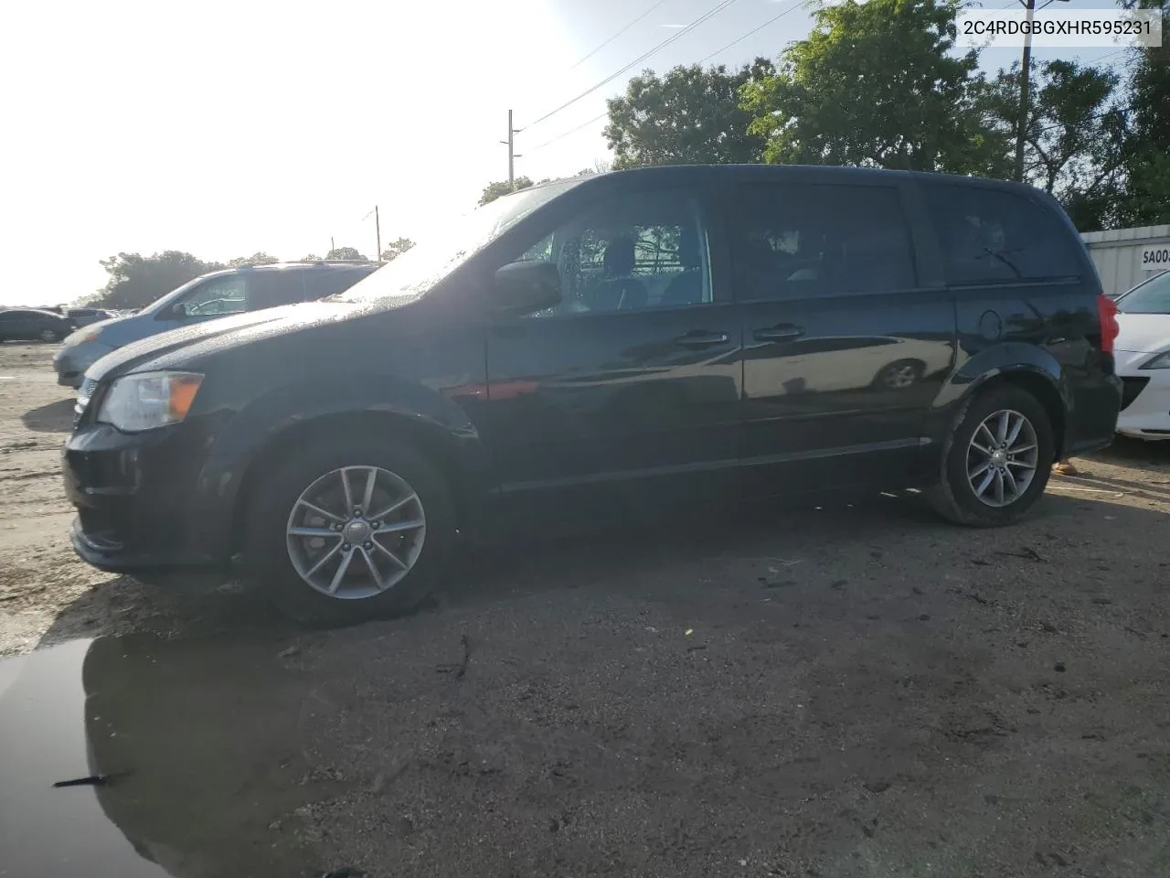 2C4RDGBGXHR595231 2017 Dodge Grand Caravan Se