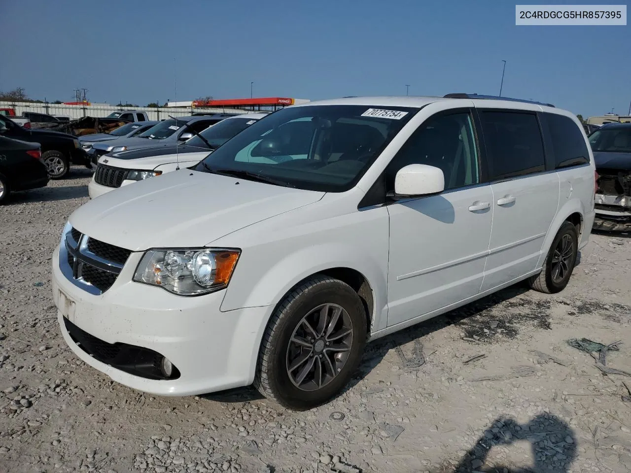 2C4RDGCG5HR857395 2017 Dodge Grand Caravan Sxt