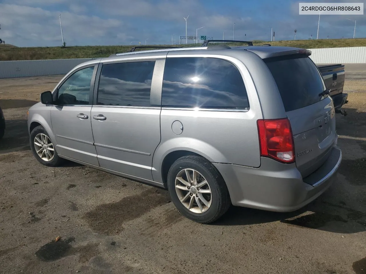 2C4RDGCG6HR808643 2017 Dodge Grand Caravan Sxt