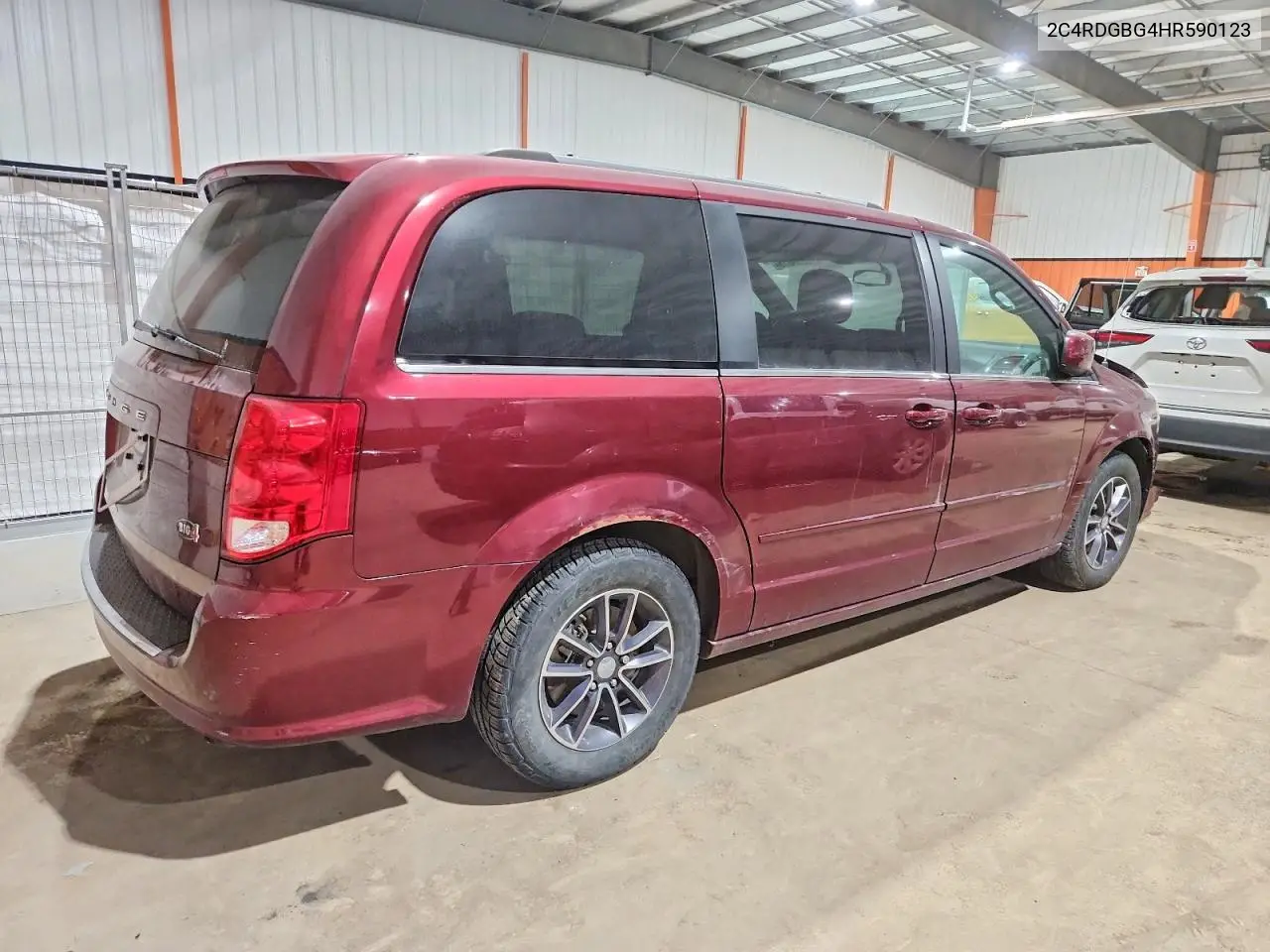 2C4RDGBG4HR590123 2017 Dodge Grand Caravan Se
