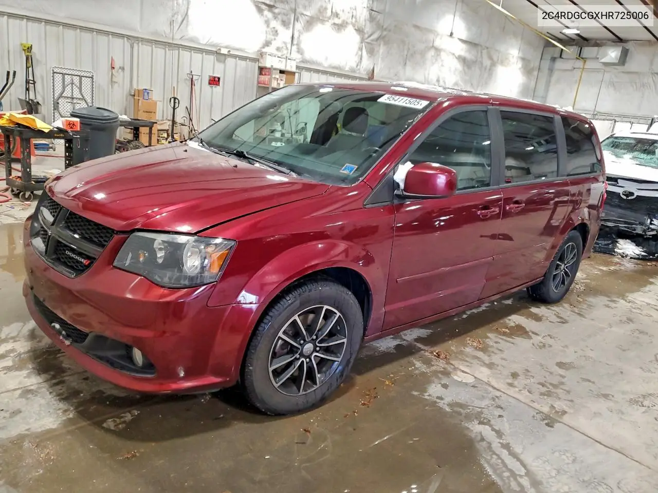 2C4RDGCGXHR725006 2017 Dodge Grand Caravan Sxt