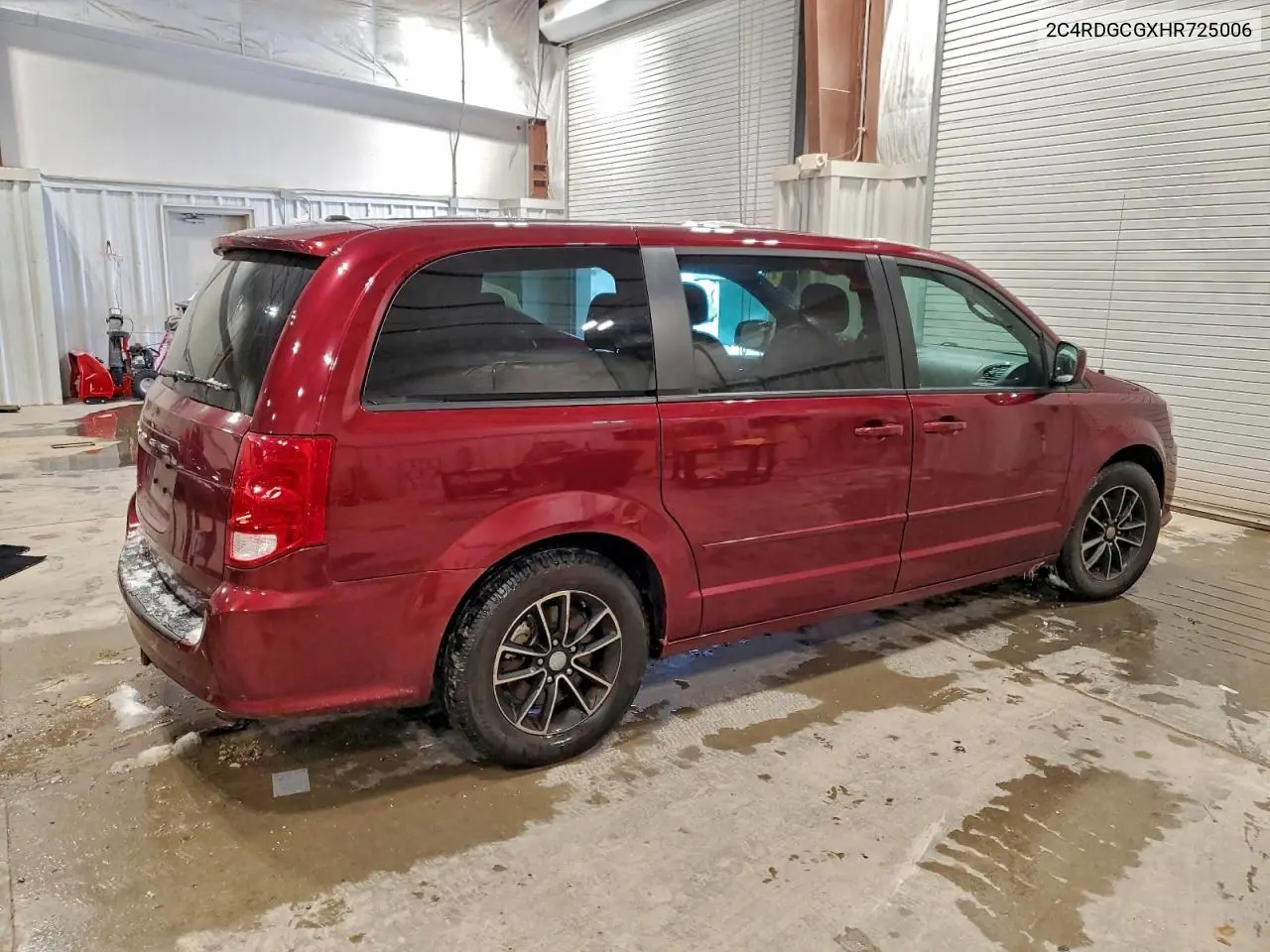 2C4RDGCGXHR725006 2017 Dodge Grand Caravan Sxt