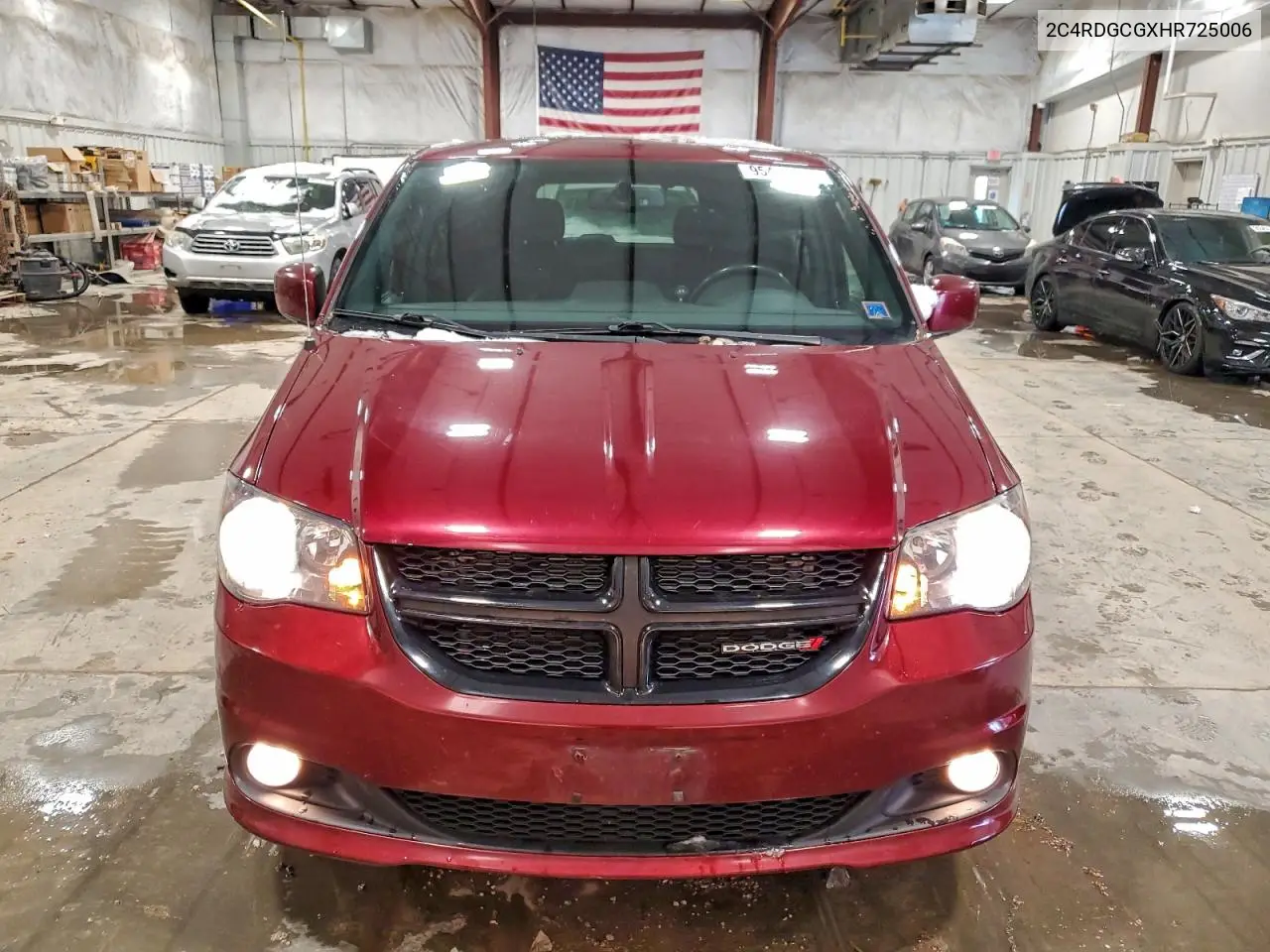 2C4RDGCGXHR725006 2017 Dodge Grand Caravan Sxt