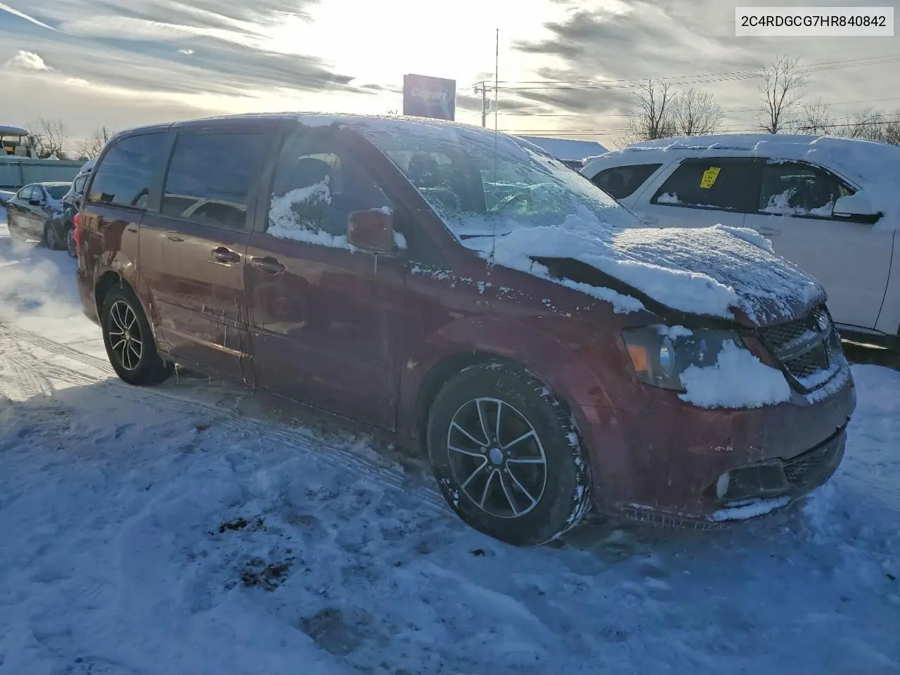 2C4RDGCG7HR840842 2017 Dodge Grand Caravan Sxt