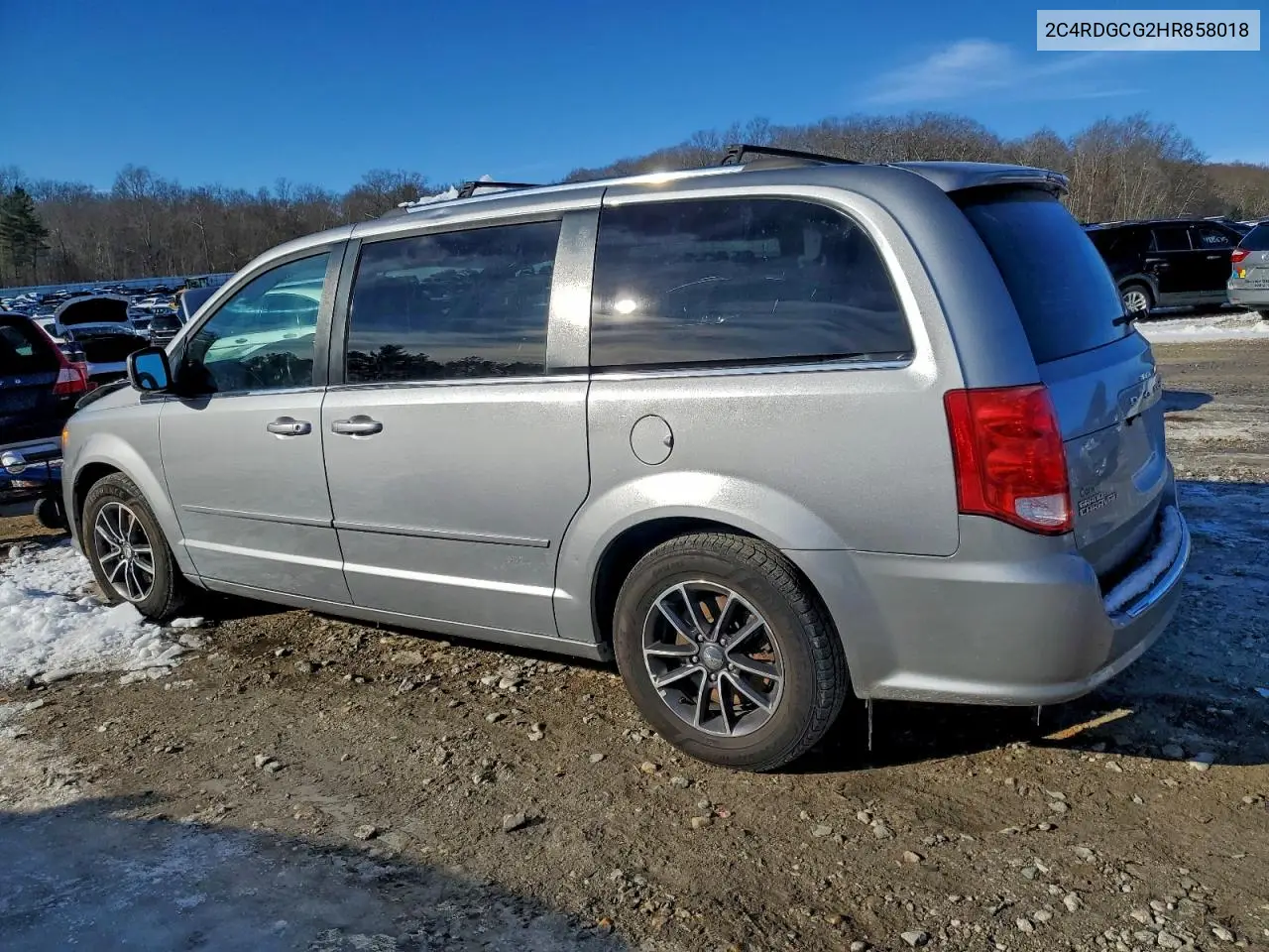 2C4RDGCG2HR858018 2017 Dodge Grand Caravan Sxt