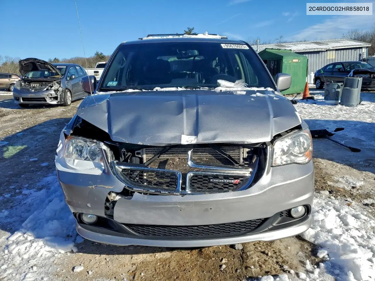 2C4RDGCG2HR858018 2017 Dodge Grand Caravan Sxt