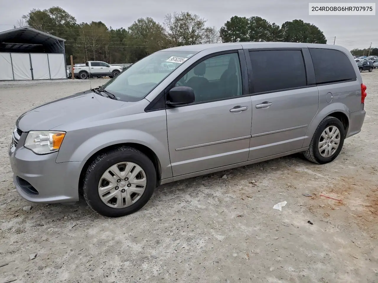 2C4RDGBG6HR707975 2017 Dodge Grand Caravan Se
