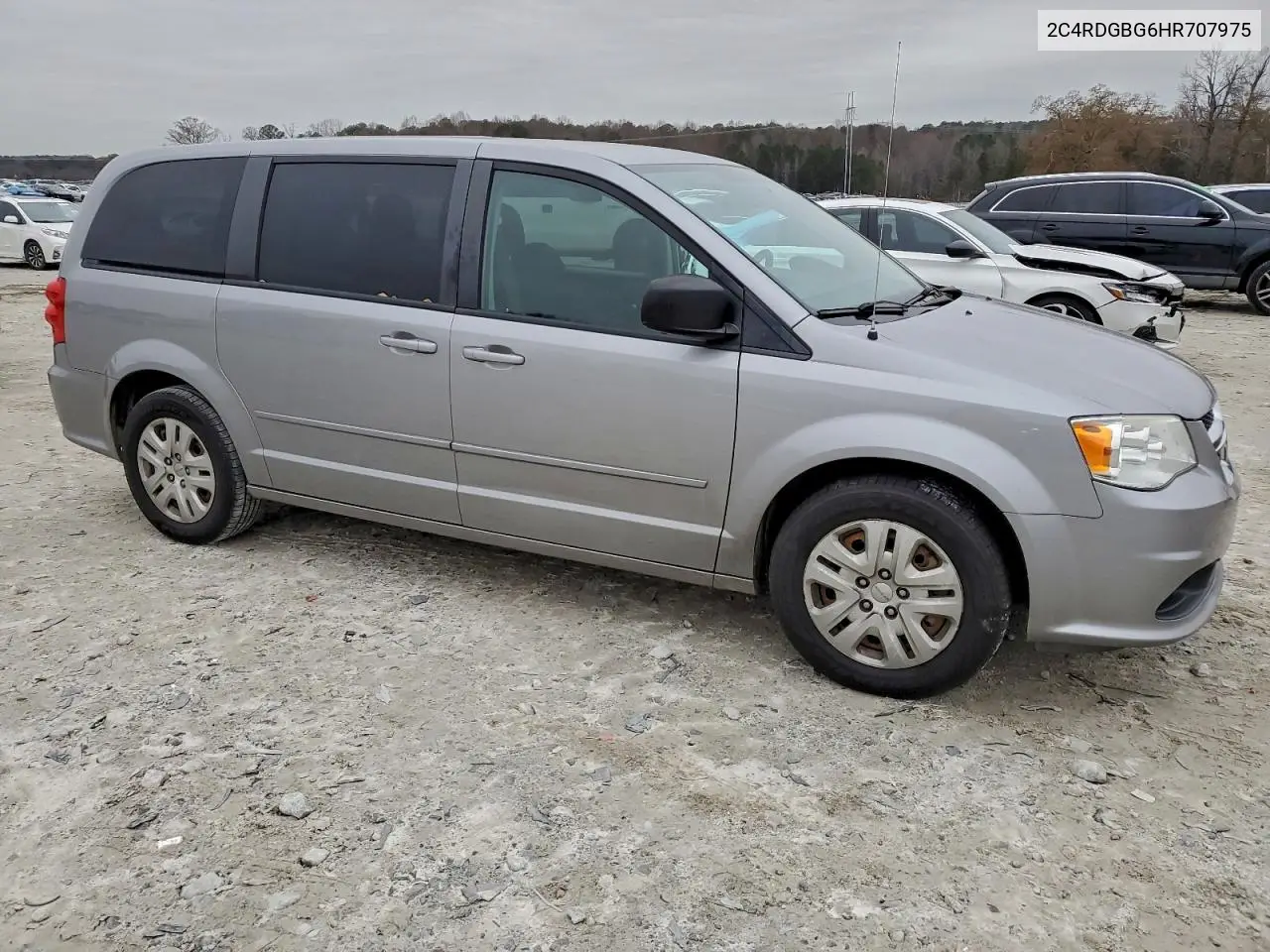 2C4RDGBG6HR707975 2017 Dodge Grand Caravan Se