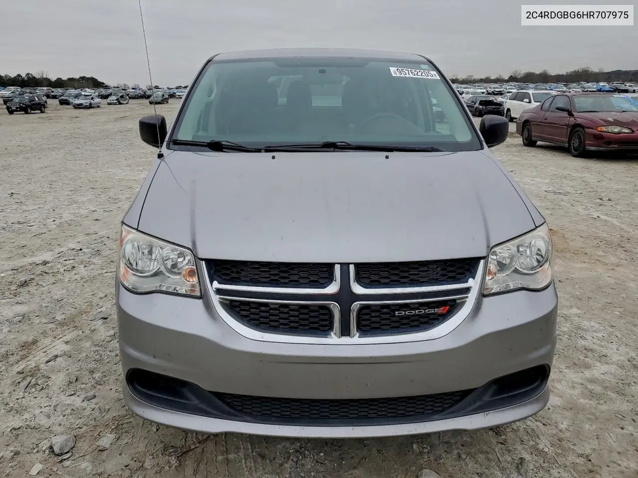2C4RDGBG6HR707975 2017 Dodge Grand Caravan Se