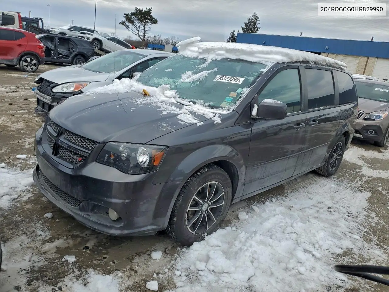 2C4RDGCG0HR829990 2017 Dodge Grand Caravan Sxt