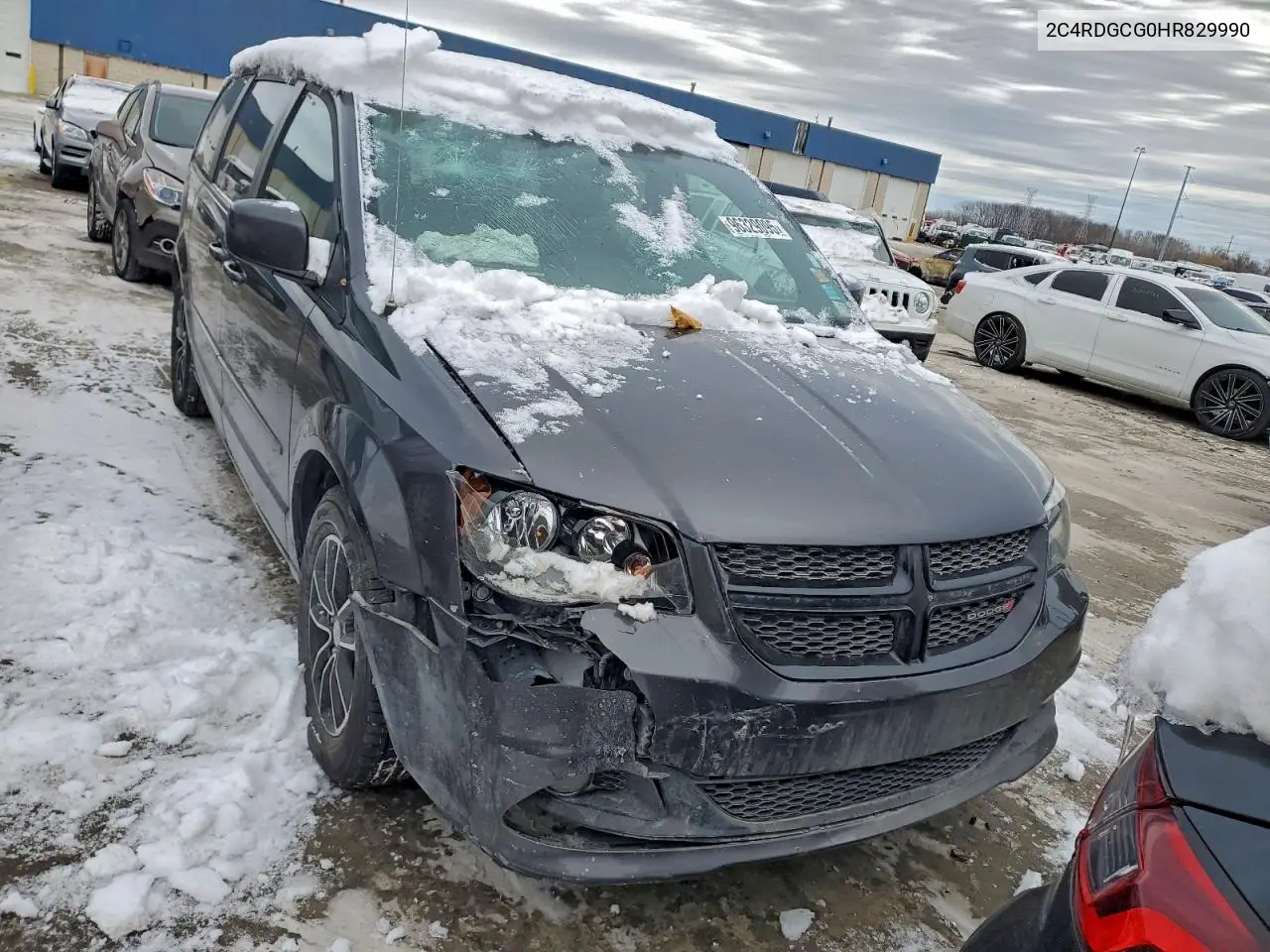 2C4RDGCG0HR829990 2017 Dodge Grand Caravan Sxt