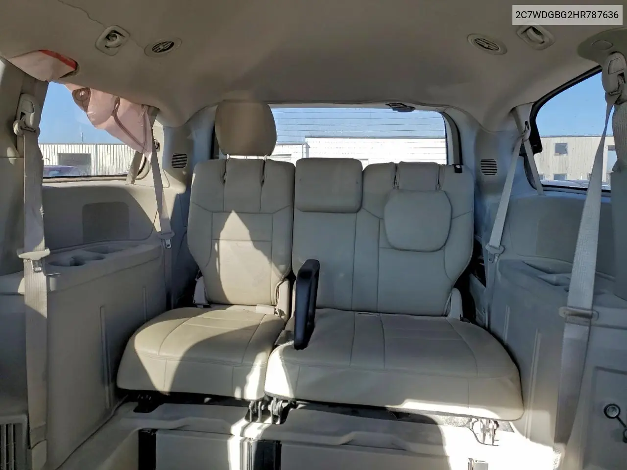 2C7WDGBG2HR787636 2017 Dodge Grand Caravan Se