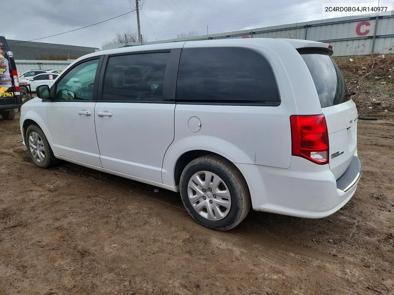 2C4RDGBG4JR140977 2018 Dodge Grand Caravan Se