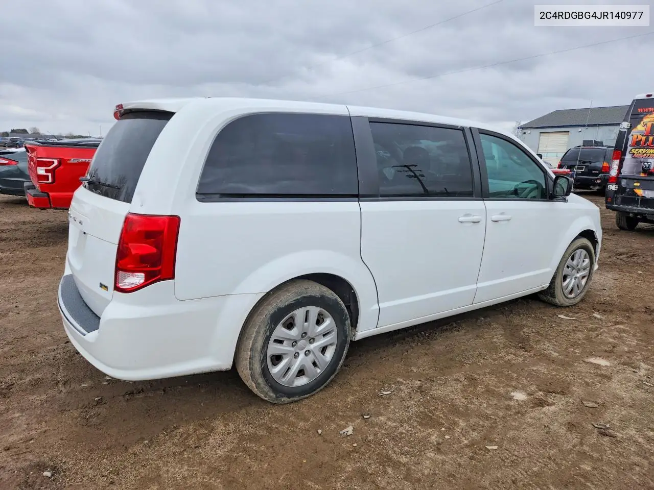 2C4RDGBG4JR140977 2018 Dodge Grand Caravan Se