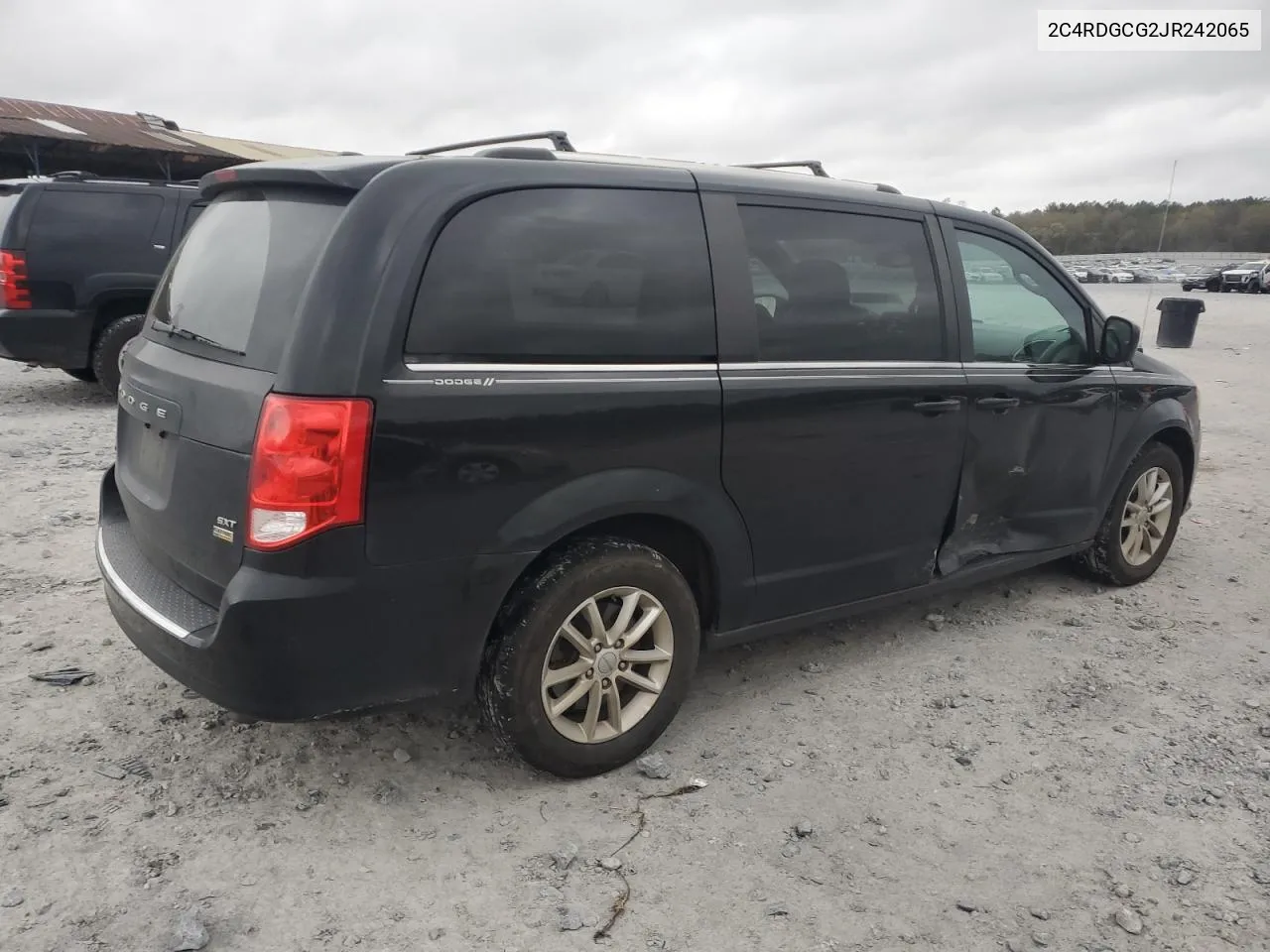 2018 Dodge Grand Caravan Sxt VIN: 2C4RDGCG2JR242065 Lot: 39240642