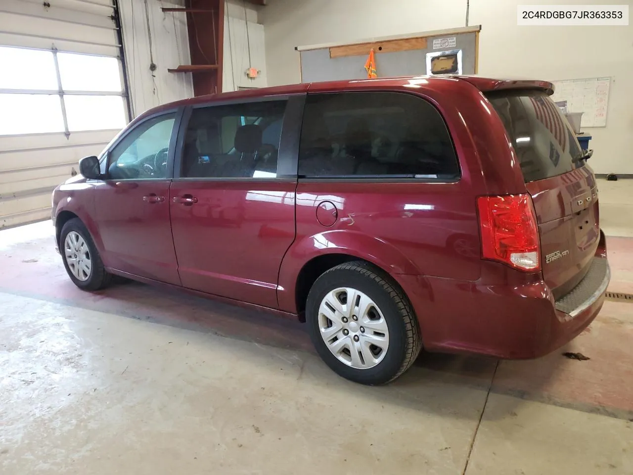 2018 Dodge Grand Caravan Se VIN: 2C4RDGBG7JR363353 Lot: 54610074