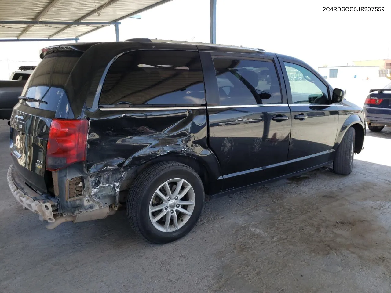 2C4RDGCG6JR207559 2018 Dodge Grand Caravan Sxt