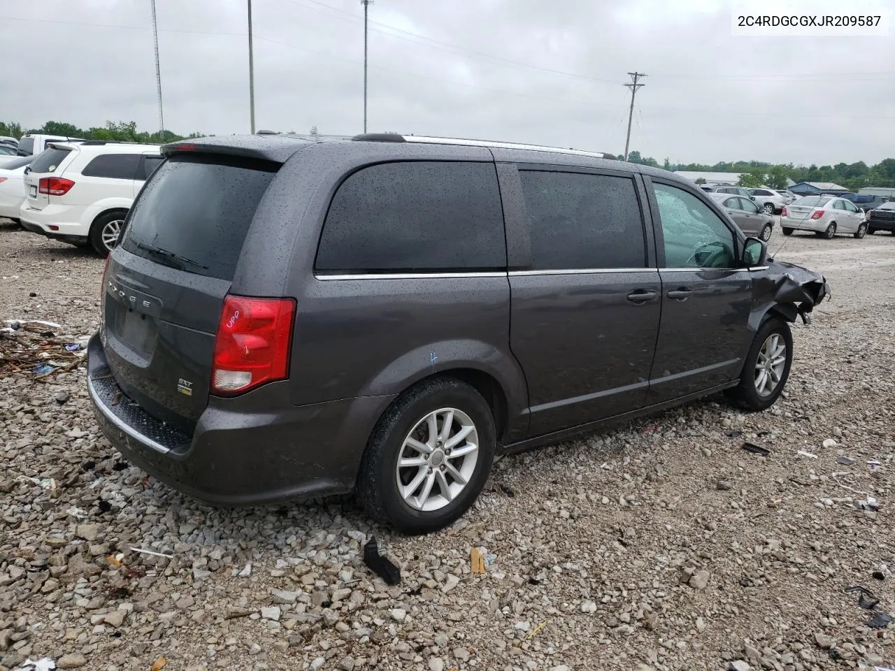 2C4RDGCGXJR209587 2018 Dodge Grand Caravan Sxt