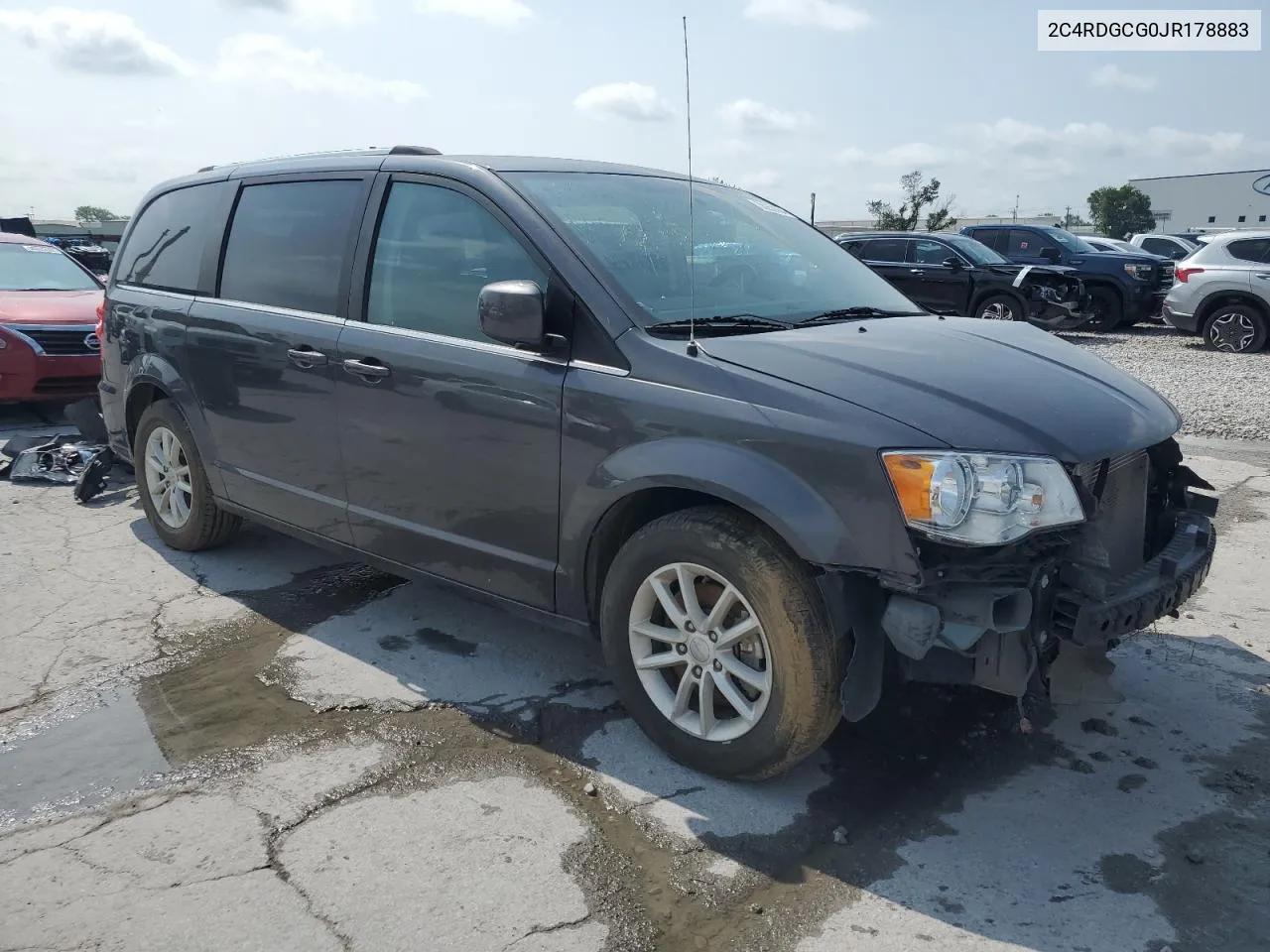 2018 Dodge Grand Caravan Sxt VIN: 2C4RDGCG0JR178883 Lot: 56250364