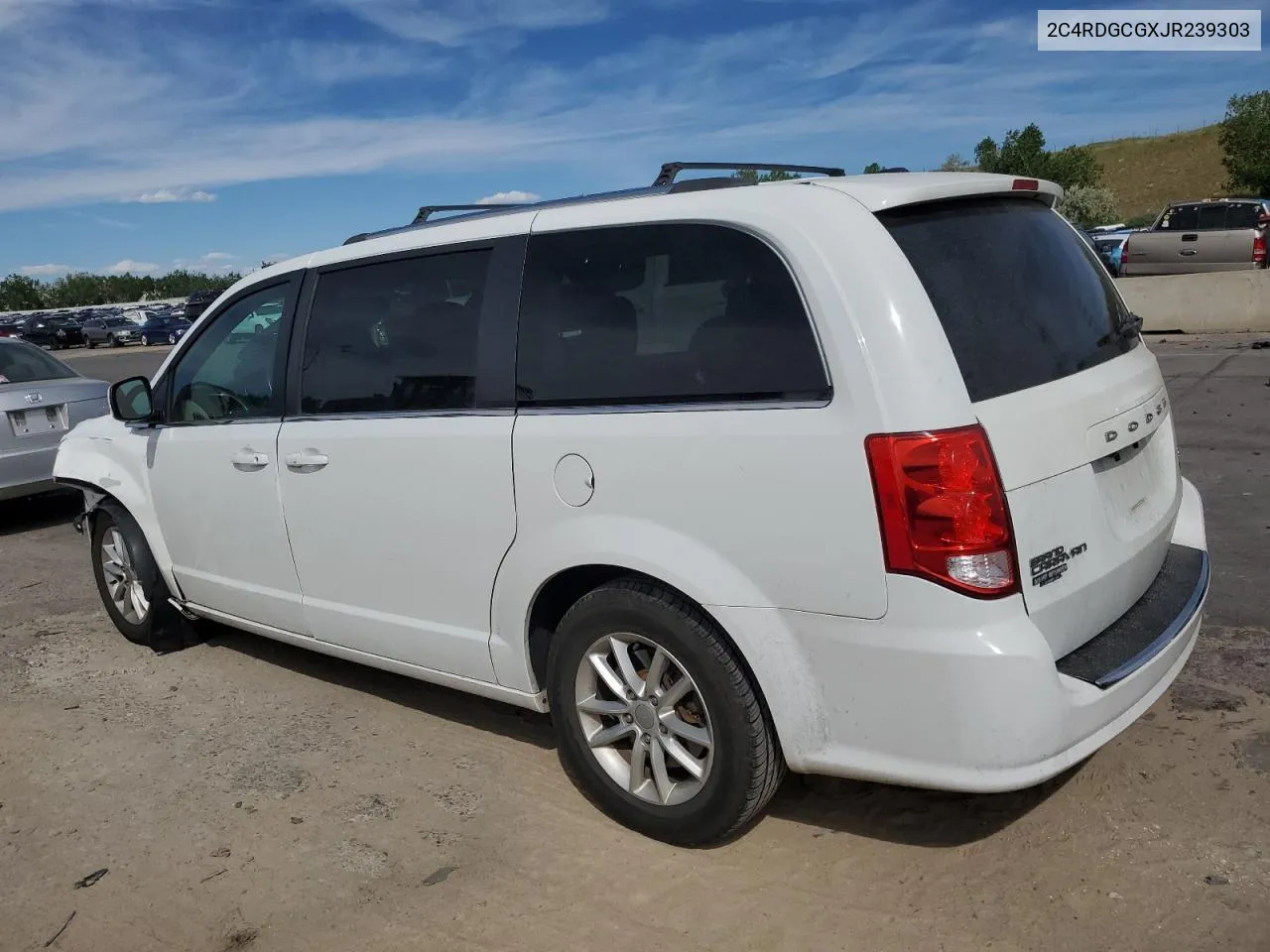 2C4RDGCGXJR239303 2018 Dodge Grand Caravan Sxt