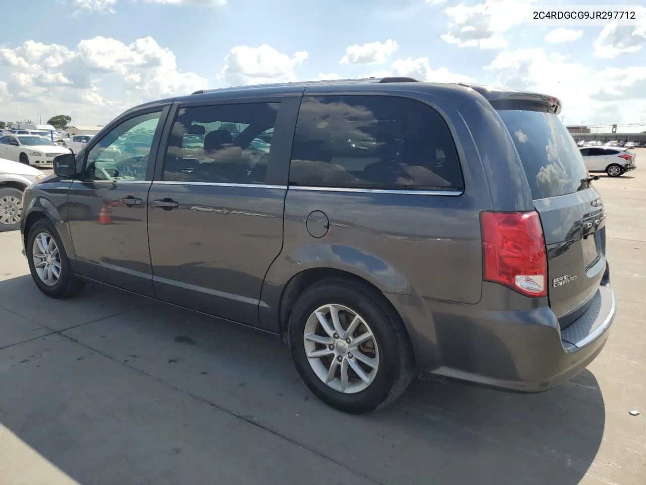 2C4RDGCG9JR297712 2018 Dodge Grand Caravan Sxt