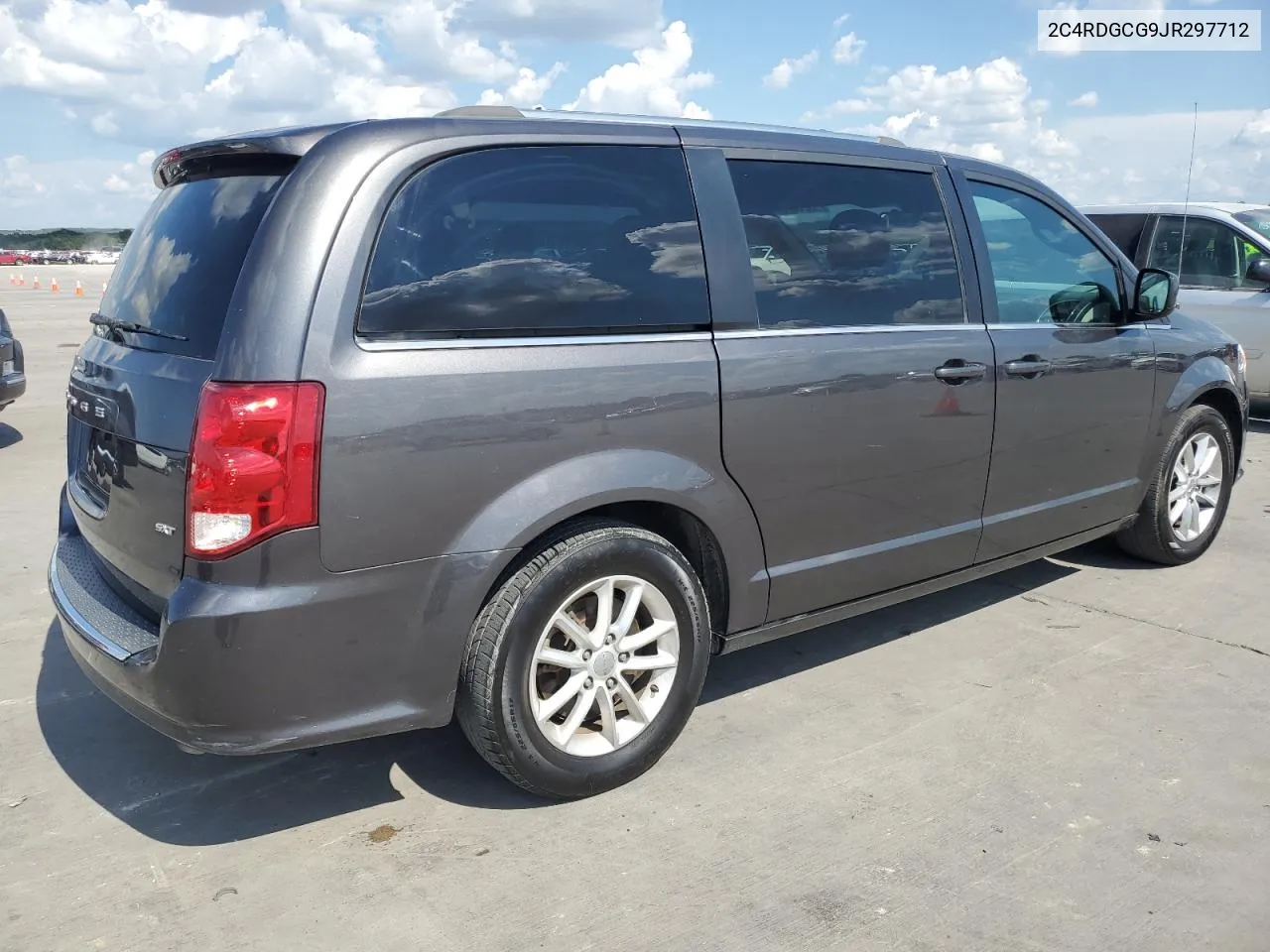 2C4RDGCG9JR297712 2018 Dodge Grand Caravan Sxt